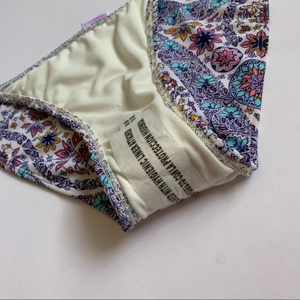 Xhilaration Size Medium Boho Smocked Paisley String Bikini Bottom NWT - Picture 14 of 14